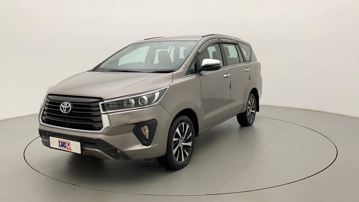 2022 Toyota Innova Crysta 2.4 ZX AT 7 STR, Diesel, Automatic, 27,727 km, Left Front Diagonal