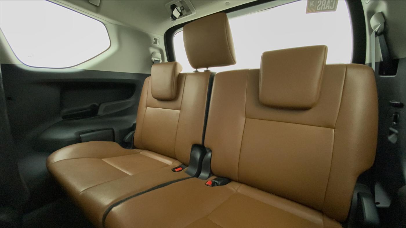2022 Toyota Innova Crysta 2.4 ZX AT 7 STR, Diesel, Automatic, 27,727 km, Third Seat Row ( optional )