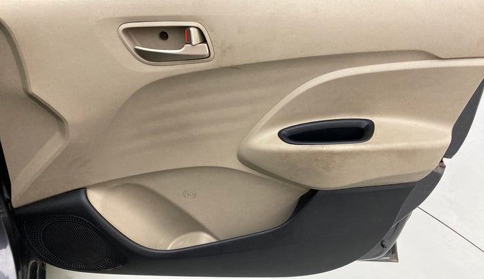 2019 Hyundai NEW SANTRO 1.1 SPORTZ MT CNG, CNG, Manual, 43,218 km, Driver Side Door Panels Control