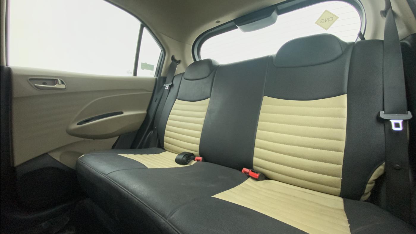 2019 Hyundai NEW SANTRO 1.1 SPORTZ MT CNG, CNG, Manual, 43,218 km, Right Side Rear Door Cabin