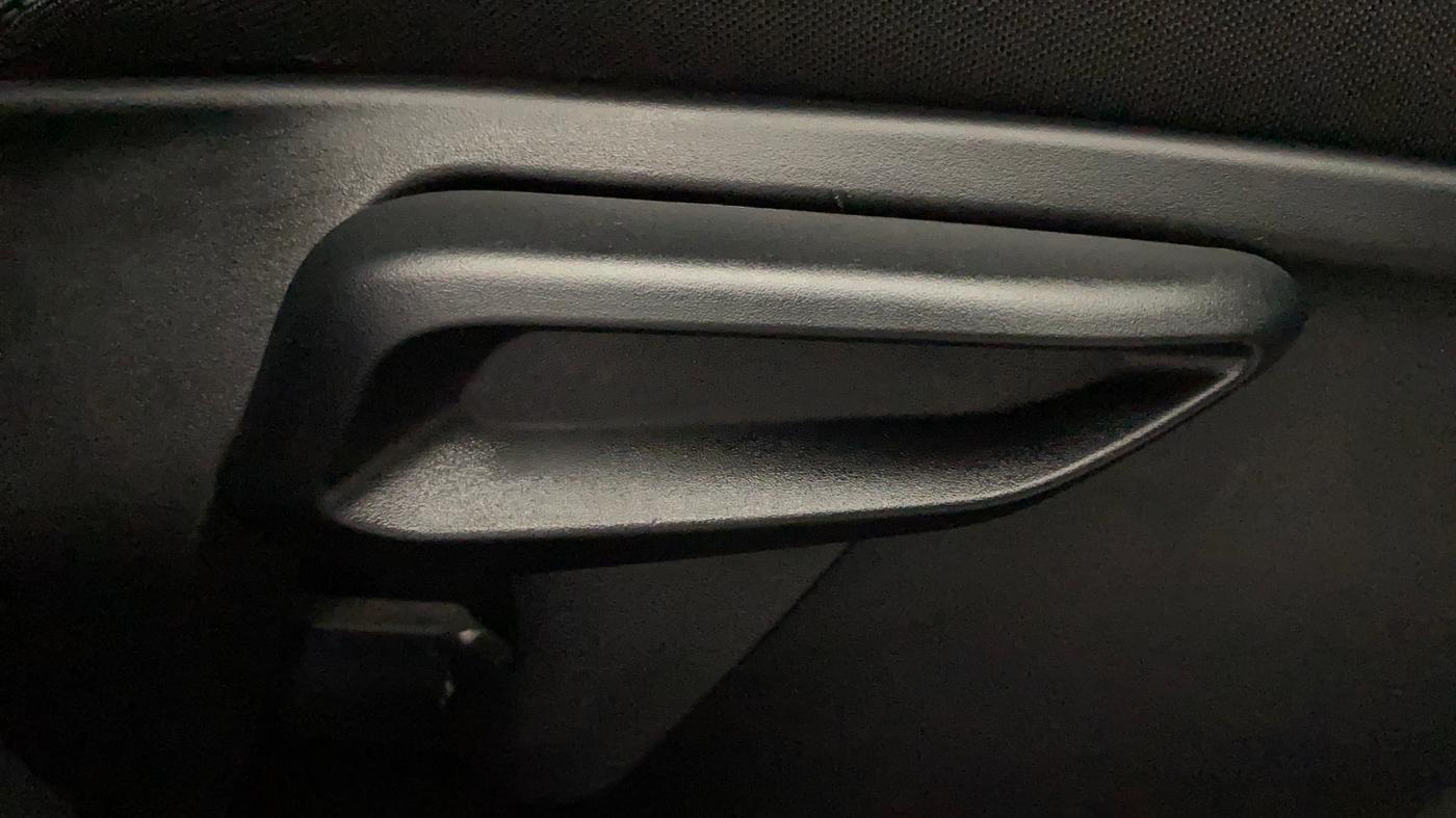 2024 Tata Tiago XT (O) PETROL, Petrol, Manual, 7,625 km, Driver Side Adjustment Panel