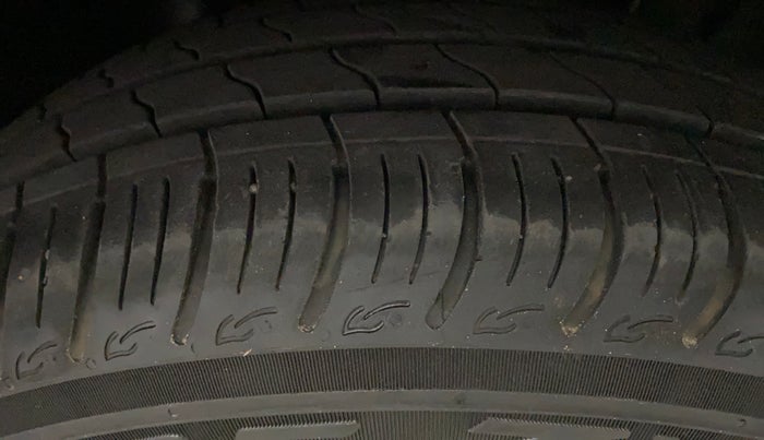 2024 Tata Tiago XT (O) PETROL, Petrol, Manual, 7,625 km, Right Front Tyre Tread