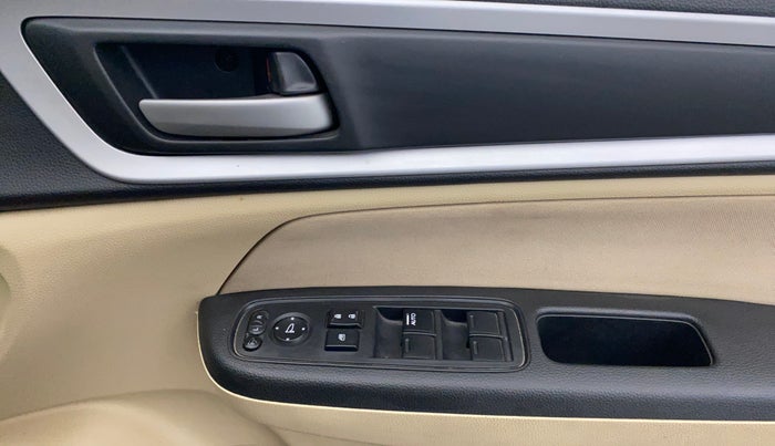 2022 Honda Amaze 1.2L I-VTEC VX CVT, Petrol, Automatic, 65,401 km, Driver Side Door Panels Control