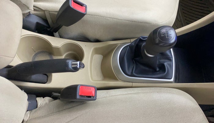 2012 Hyundai Verna FLUIDIC 1.6 VTVT SX, Petrol, Manual, 98,680 km, Gear Lever