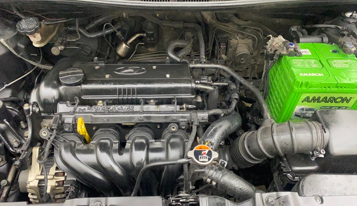 2012 Hyundai Verna FLUIDIC 1.6 VTVT SX, Petrol, Manual, 98,680 km, Engine View