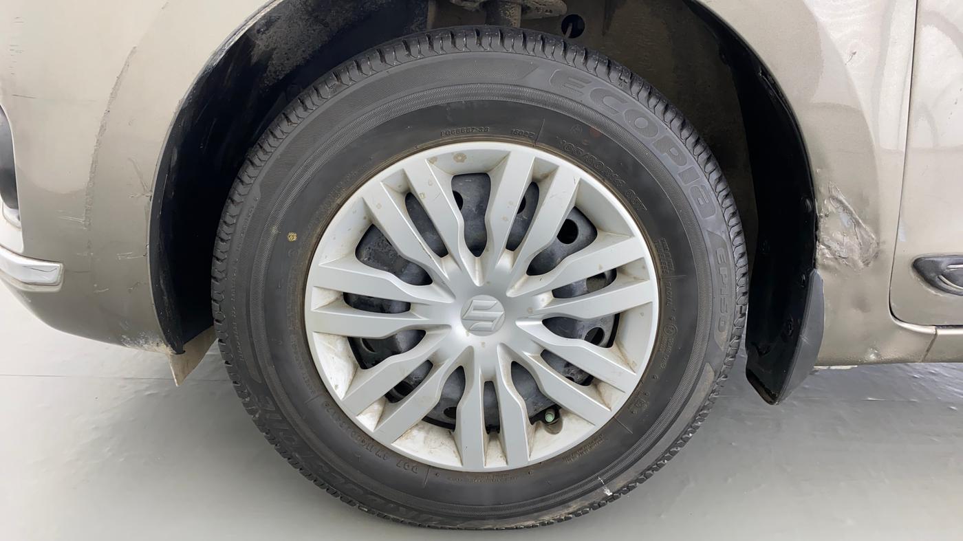 2017 Maruti Dzire VXI, Petrol, Manual, 21,698 km, Left Front Wheel
