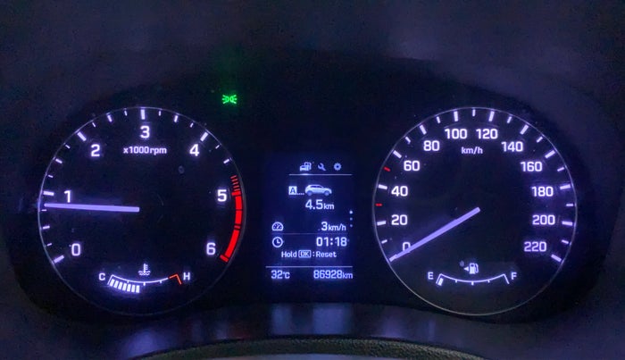 2015 Hyundai Creta SX (O) 1.6 DIESEL, Diesel, Manual, 87,070 km, Odometer Image