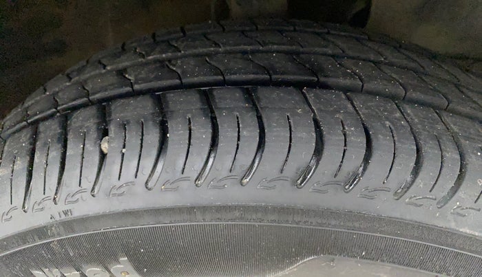 2023 Maruti New Wagon-R VXI 1.0 AMT, Petrol, Automatic, 13,157 km, Right Front Tyre Tread