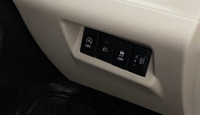 2023 Maruti New Wagon-R VXI 1.0 AMT, Petrol, Automatic, 13,157 km, Dashboard - Headlight height adjustment not working