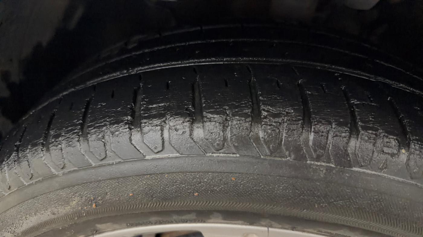 2020 Hyundai Verna SX 1.5 VTVT IVT, Petrol, Automatic, 51,992 km, Left Front Tyre Tread