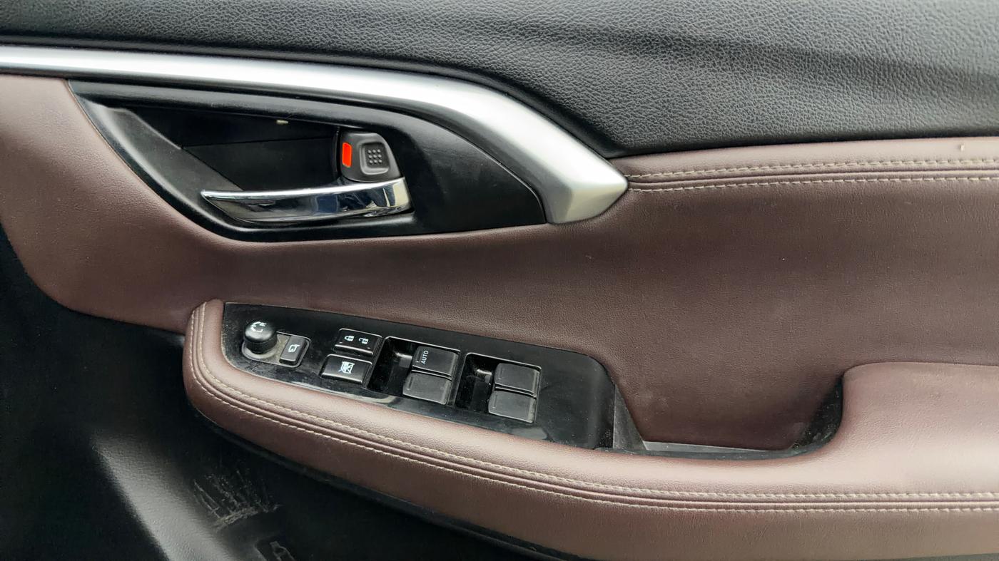 2023 Maruti Grand Vitara ZETA SMART HYBRID, Petrol, Manual, 79,844 km, Driver Side Door Panels Control