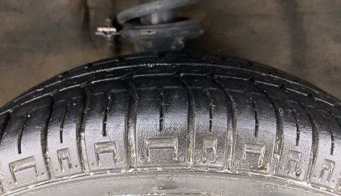 2017 Maruti Alto 800 VXI, Petrol, Manual, 54,860 km, Right Front Tyre Tread