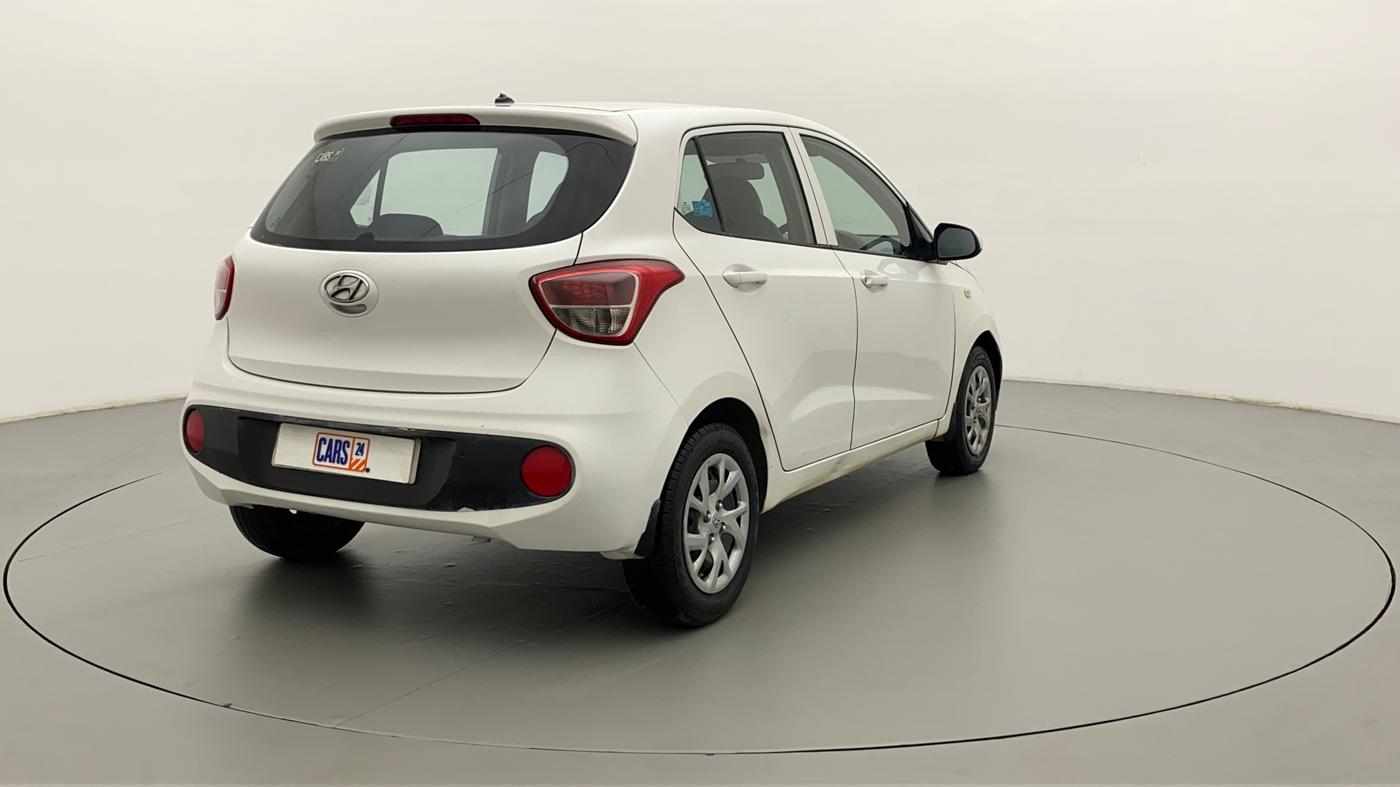 2017 Hyundai Grand i10 MAGNA 1.2 KAPPA VTVT, Petrol, Manual, 48,962 km, Right Back Diagonal