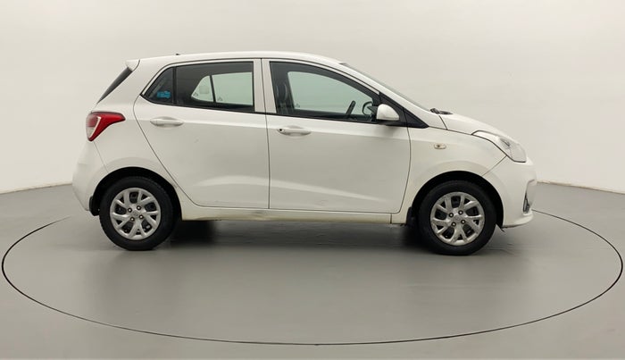 2017 Hyundai Grand i10 MAGNA 1.2 KAPPA VTVT, Petrol, Manual, 48,962 km, Right Side View
