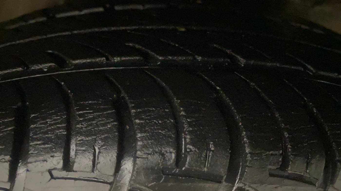 2019 Maruti Celerio ZXI AMT, Petrol, Automatic, 22,358 km, Right Front Tyre Tread