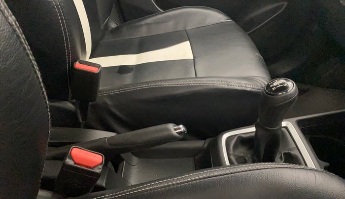 2021 Maruti Swift VXI, Petrol, Manual, 24,935 km, Gear Lever