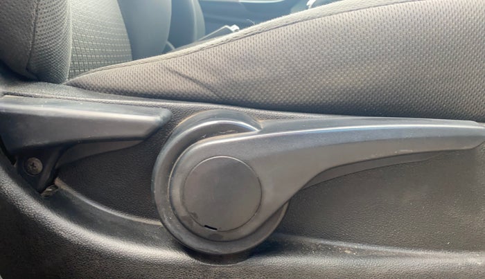 2017 Tata TIGOR XZ (O) PETROL, Petrol, Manual, 91,835 km, Driver Side Adjustment Panel