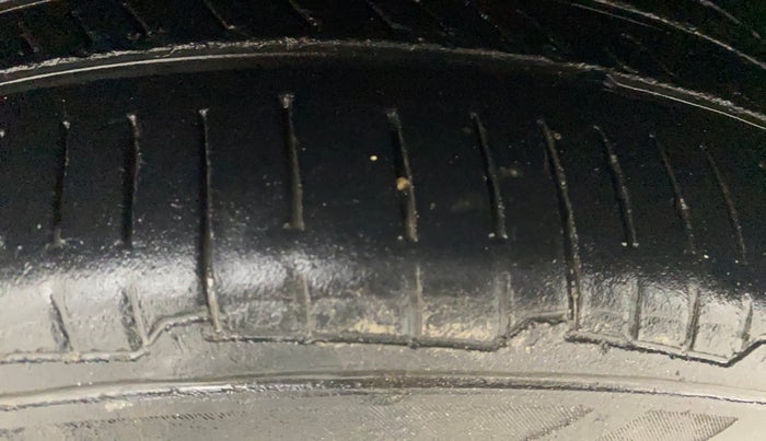 2017 Tata TIGOR XZ (O) PETROL, Petrol, Manual, 91,835 km, Left Front Tyre Tread