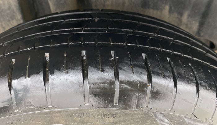 2024 Toyota Glanza S, CNG, Manual, 15,482 km, Right Rear Tyre Tread