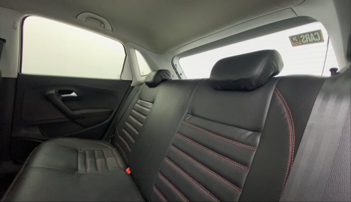 2017 Volkswagen Polo ALLSTAR 1.2, Petrol, Manual, 82,279 km, Right Side Rear Door Cabin