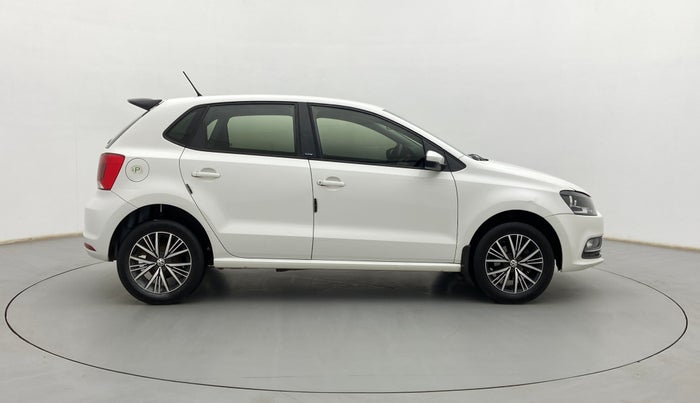 2017 Volkswagen Polo ALLSTAR 1.2, Petrol, Manual, 82,279 km, Right Side View