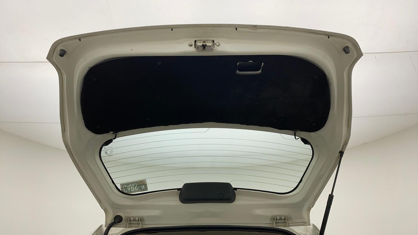 2015 Toyota Etios Liva G, Petrol, Manual, 88,086 km, Boot Door Open