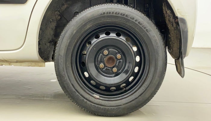 2015 Toyota Etios Liva G, Petrol, Manual, 88,086 km, Left Rear Wheel