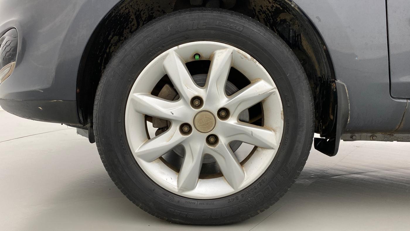 2014 Tata Zest XT RT, Petrol, Manual, 58,212 km, Left Front Wheel