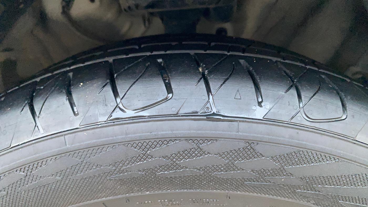 2021 KIA SELTOS HTX 1.5 PETROL, Petrol, Manual, 53,407 km, Right Front Tyre Tread