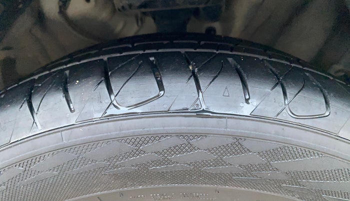 2021 KIA SELTOS HTX 1.5 PETROL, Petrol, Manual, 53,407 km, Right Front Tyre Tread