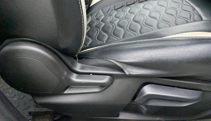 2022 Tata TIAGO NRG XZ MT, Petrol, Manual, 13,582 km, Driver Side Adjustment Panel