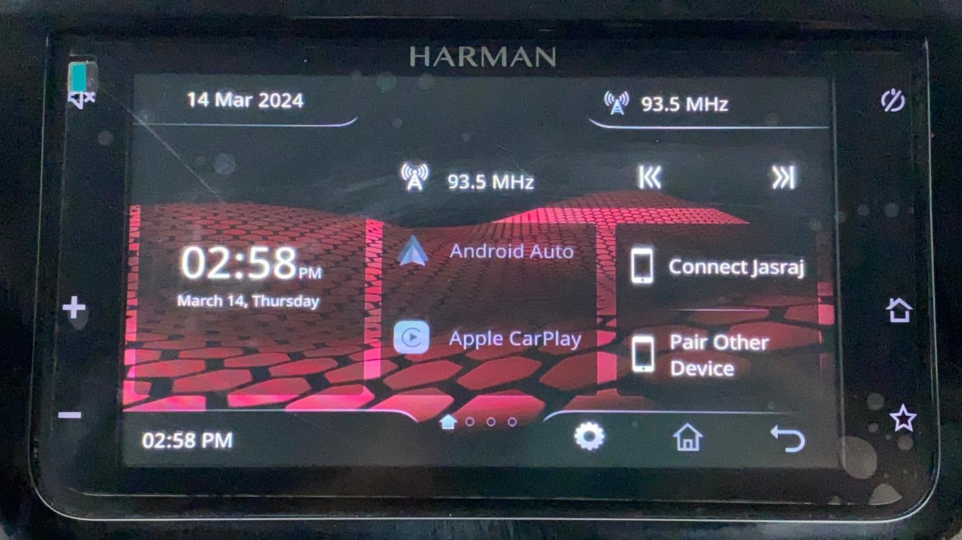2022 Tata TIAGO NRG XZ MT, Petrol, Manual, 13,582 km, Infotainment System
