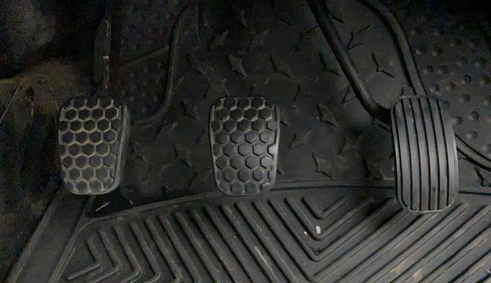 2022 Tata TIAGO NRG XZ MT, Petrol, Manual, 13,582 km, Pedals