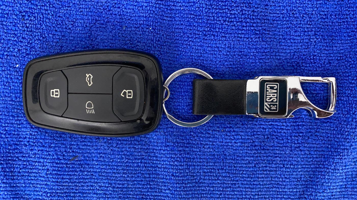 2022 Tata TIAGO NRG XZ MT, Petrol, Manual, 13,582 km, Key Close Up
