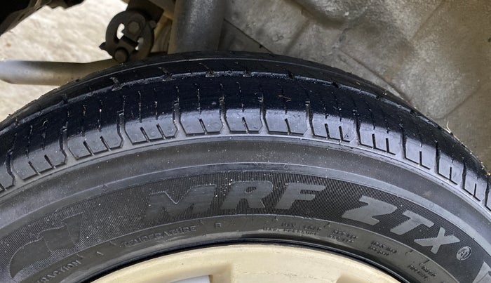 2014 Maruti Wagon R 1.0 LXI CNG, CNG, Manual, 64,211 km, Right Rear Tyre Tread
