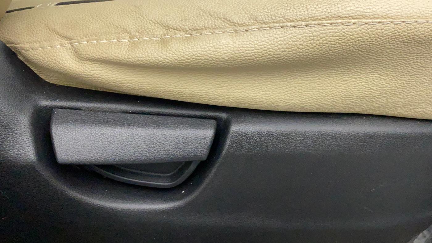 2020 Hyundai NEW SANTRO MAGNA, Petrol, Manual, 41,671 km, Driver Side Adjustment Panel