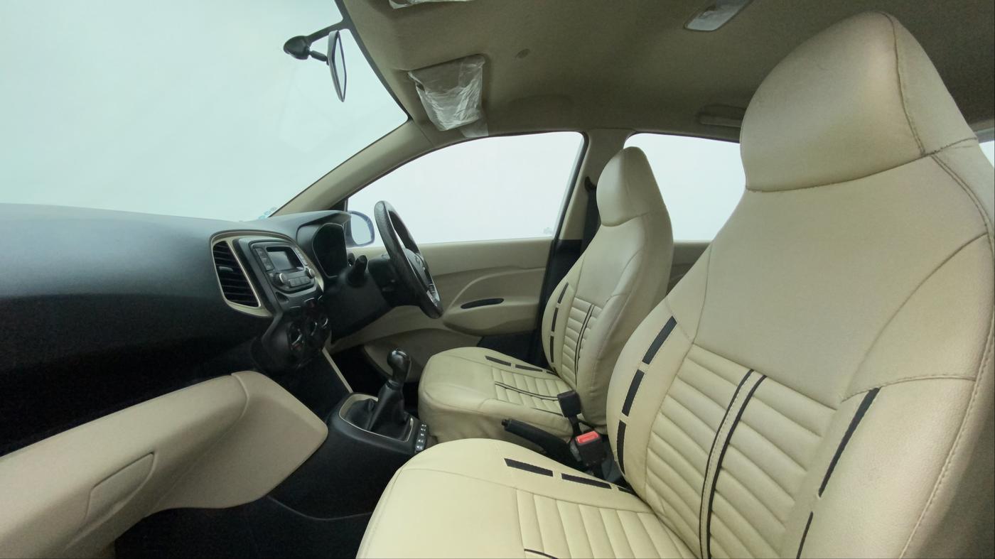 2020 Hyundai NEW SANTRO MAGNA, Petrol, Manual, 41,671 km, Right Side Front Door Cabin