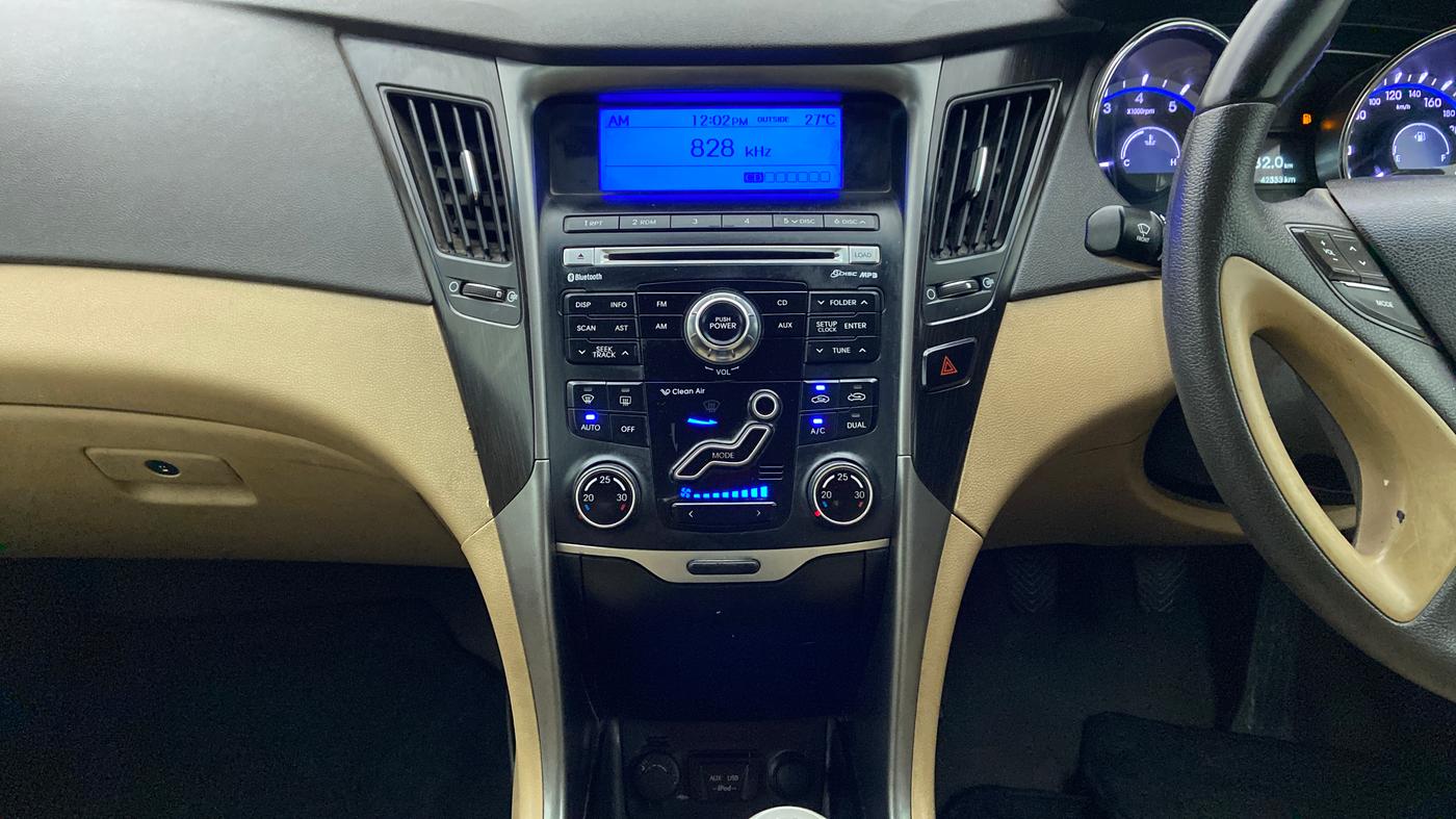 2012 Hyundai Sonata 2.4 GDI MT, Petrol, Manual, 42,398 km, Air Conditioner