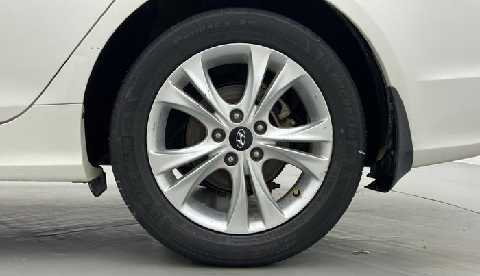 2012 Hyundai Sonata 2.4 GDI MT, Petrol, Manual, 42,398 km, Left Rear Wheel