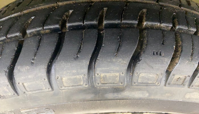 2018 Maruti Alto 800 LXI, Petrol, Manual, 19,815 km, Left Front Tyre Tread