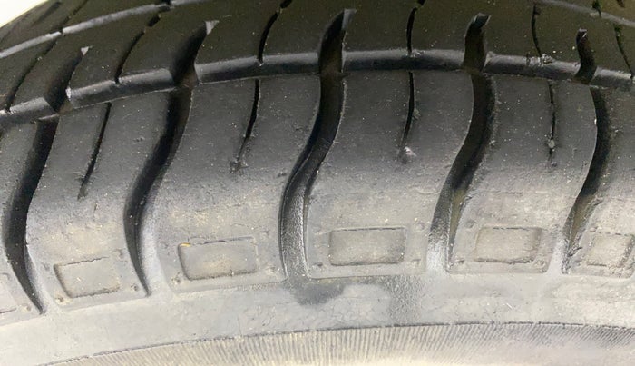 2018 Maruti Alto 800 LXI, Petrol, Manual, 19,815 km, Right Rear Tyre Tread