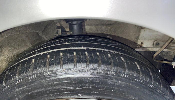 2016 Hyundai Xcent BASE 1.2, Petrol, Manual, 48,524 km, Right Front Tyre Tread