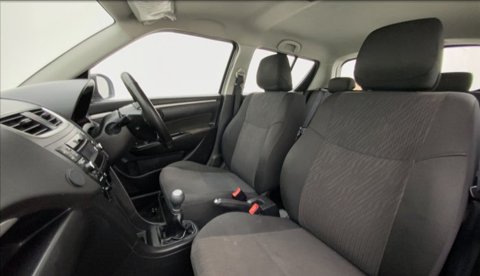 2016 Maruti Swift VXI OPT, Petrol, Manual, 32,633 km, Right Side Front Door Cabin
