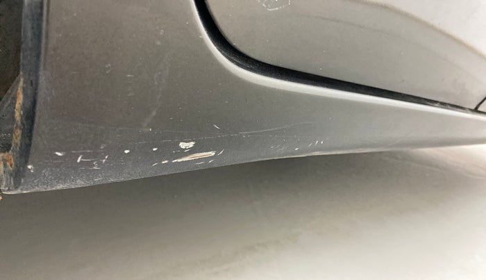 2016 Honda Amaze 1.5L I-DTEC SX, Diesel, Manual, 1,09,632 km, Right running board - Minor scratches