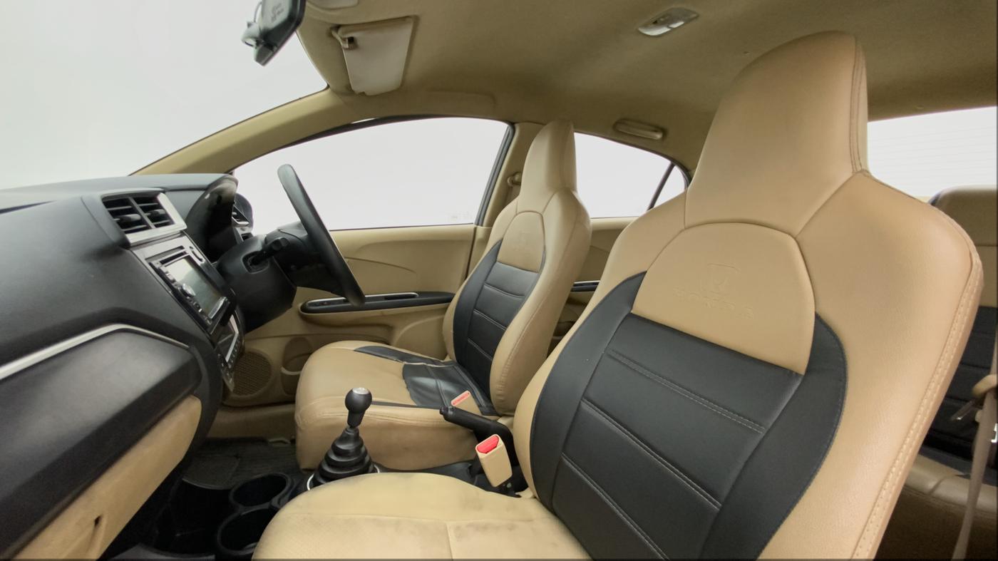 2016 Honda Amaze 1.5L I-DTEC SX, Diesel, Manual, 1,09,632 km, Right Side Front Door Cabin
