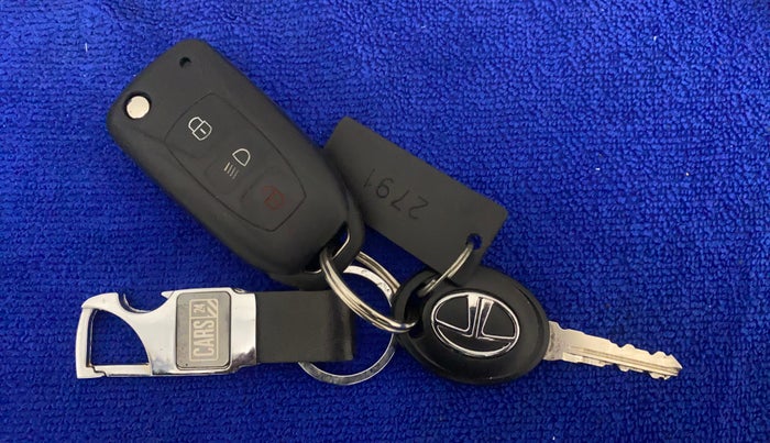 2018 Tata TIGOR XZ (O) PETROL, Petrol, Manual, 43,552 km, Key Close Up