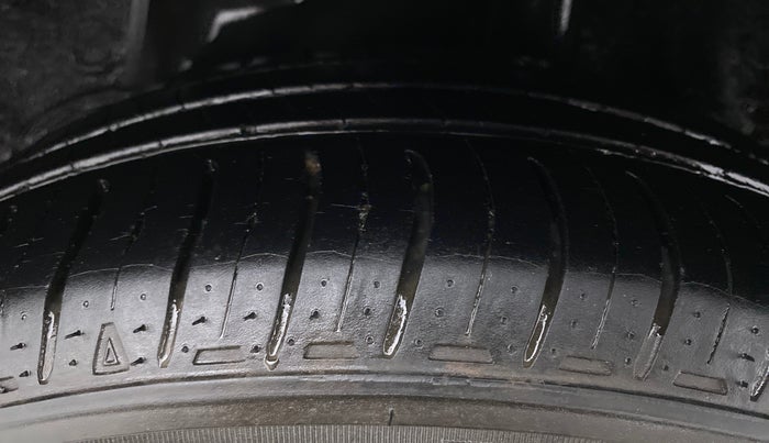 2010 Honda Civic 1.8S MT, Petrol, Manual, 99,680 km, Left Rear Tyre Tread