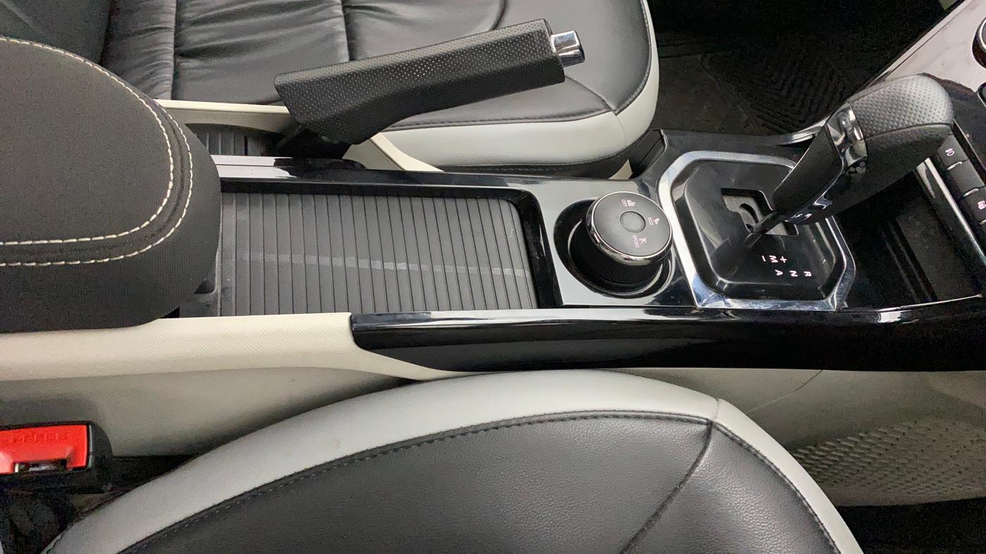2020 Tata NEXON XZA PLUS PETROL, Petrol, Automatic, 54,695 km, Gear Lever