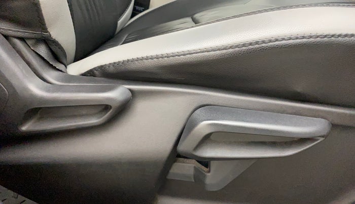 2020 Tata NEXON XZA PLUS PETROL, Petrol, Automatic, 54,695 km, Driver Side Adjustment Panel