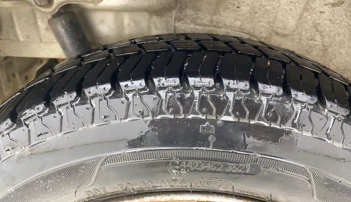 2014 Maruti Wagon R 1.0 LXI, CNG, Manual, 77,007 km, Right Rear Tyre Tread